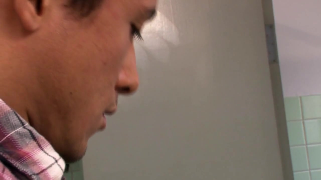Nina in Restroom Encounters - EritoAvStars