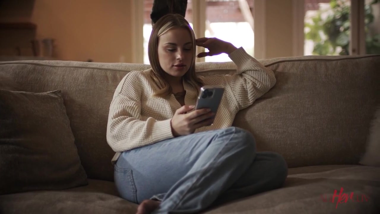 Swipe Right - Teaser