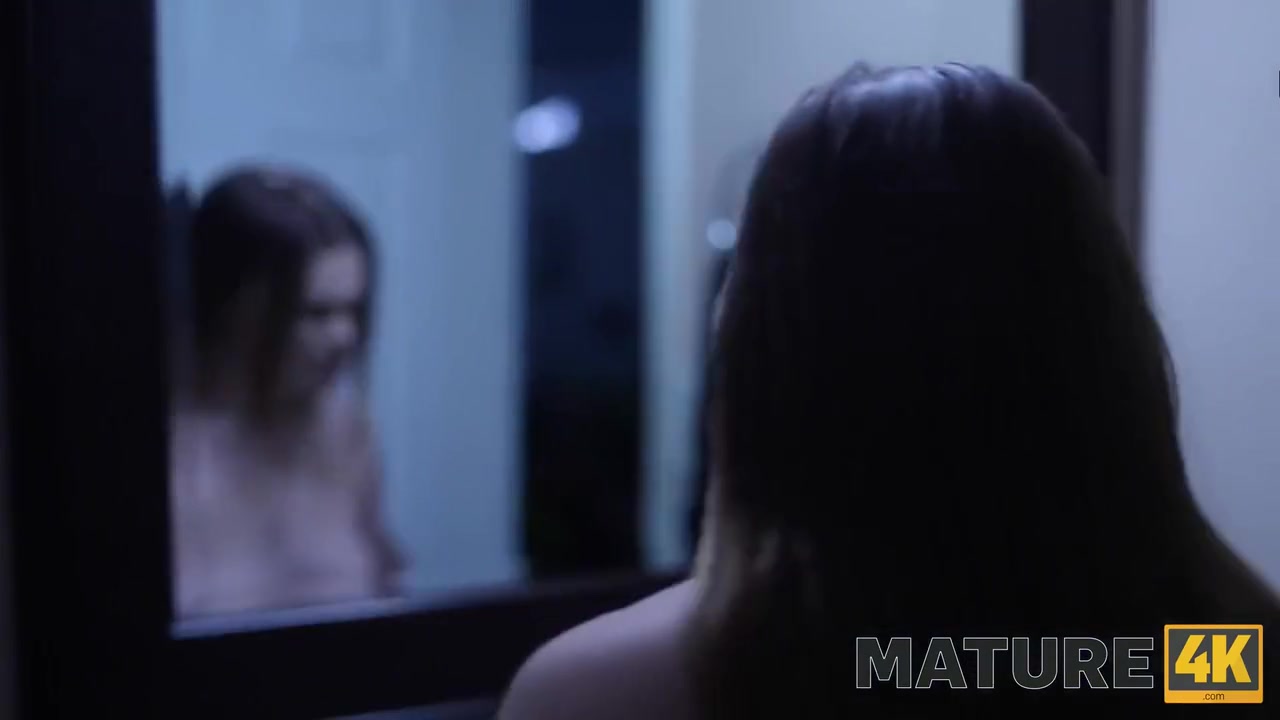 Let The Right Cock In With With Kiki Daire