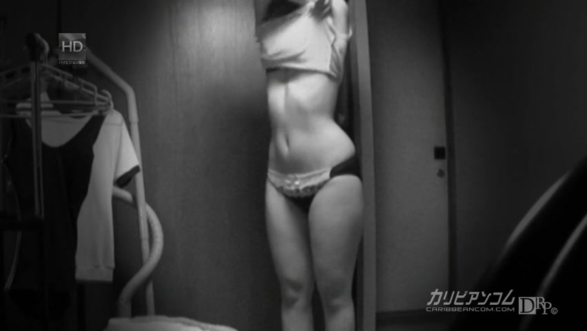 Kanon Hisaki Let's go girl-hunting at the mall ! - Caribbeancom
