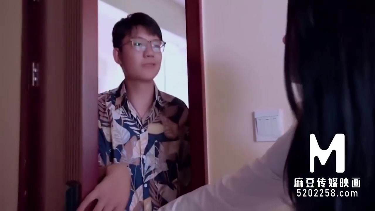 【国产】麻豆传媒作品/msd-021 绝望之被迫肉偿/免费观看 8 Min