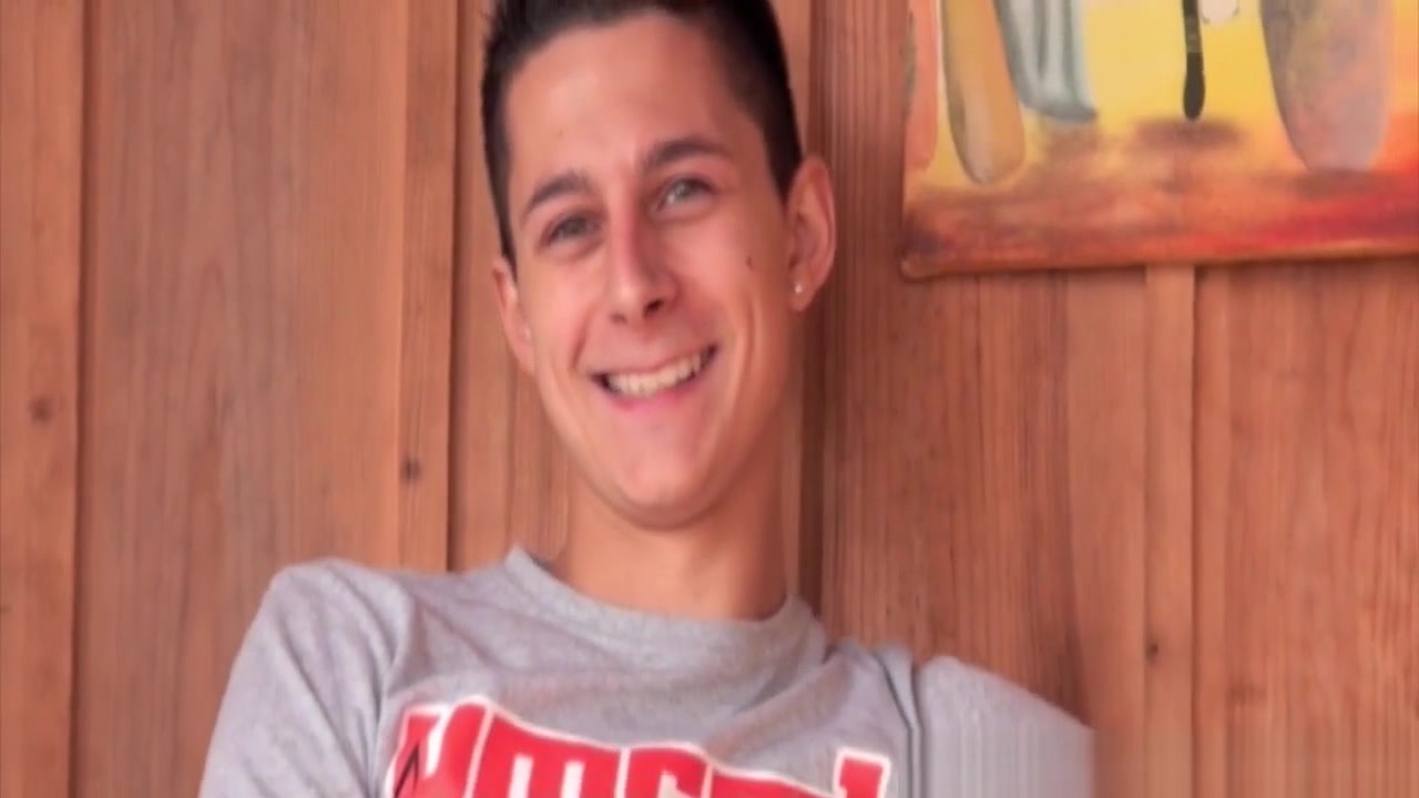 Young straight bad boy accept to show me his cock to the cum - BadBoysFuckers
