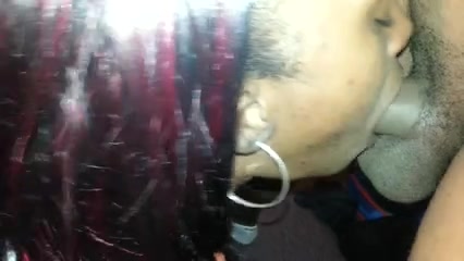 Slutty Ebony got some nice deepthroating skills