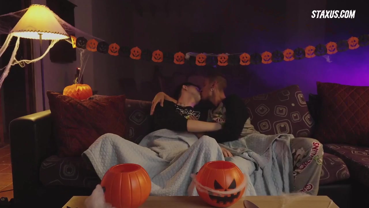 Innocent Chris Gets A 4k Introduction To Lust