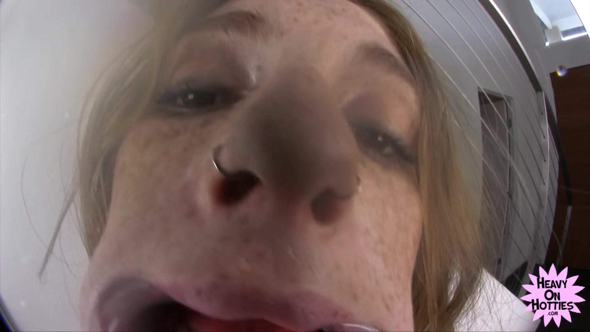 Faye Reagan Facial Torture With Faye Reagan - HeavyOnHotties