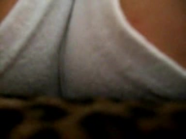 My boyfriend is away so i made him a video of me masturbating