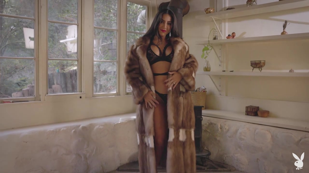 Lena The Plug in Warm Wishes - PlayboyPlus