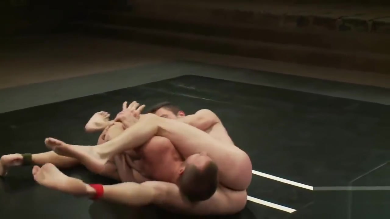 VERY HOT NAKED KOMBAT