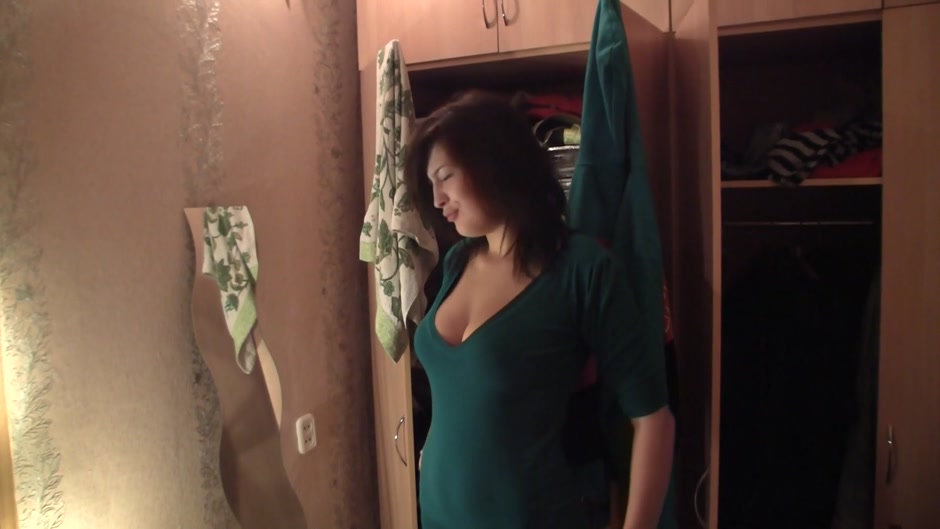 Girl with thick sexy ass getting raunchy doggy fuck