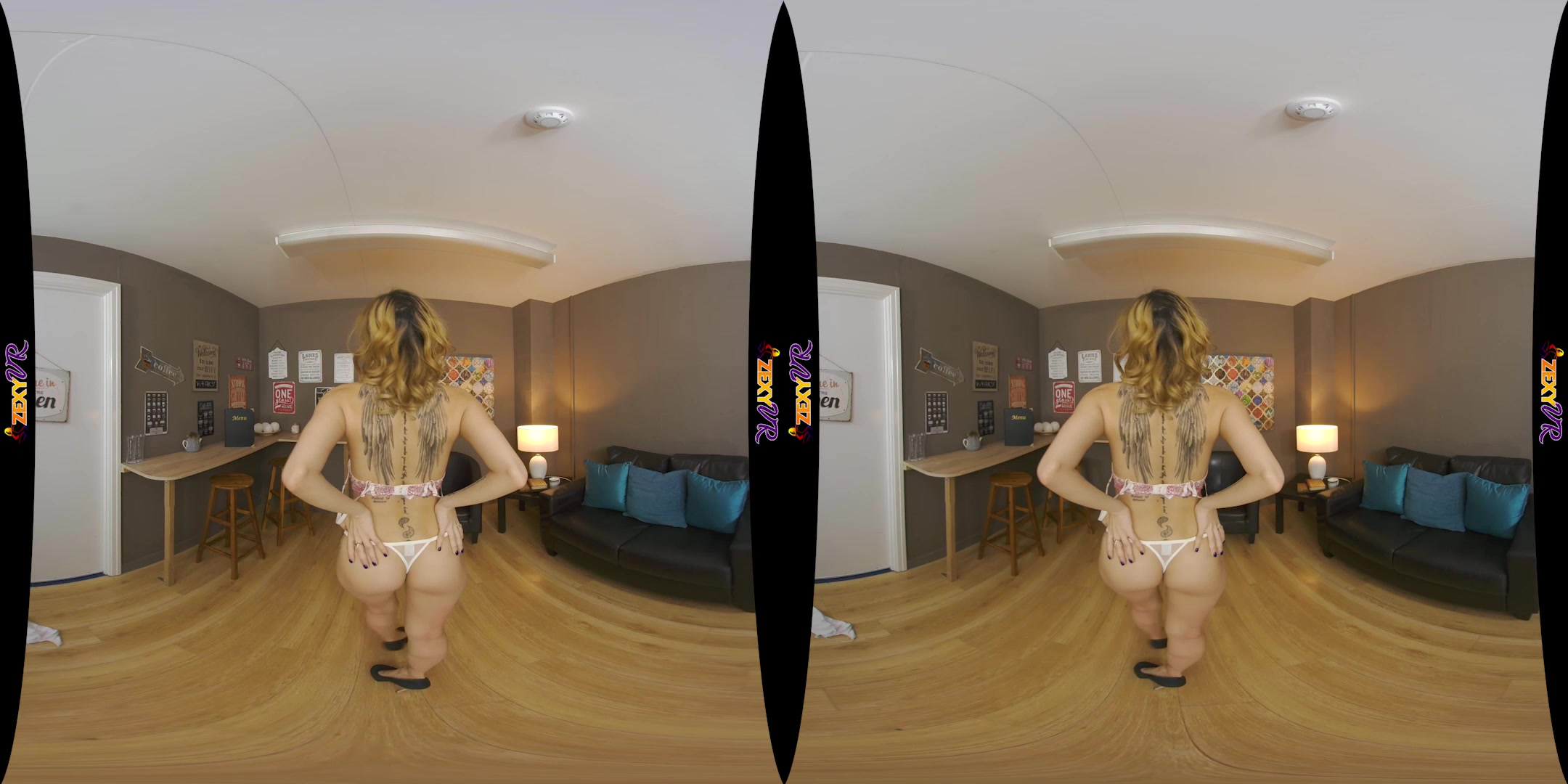 Strip Time featuring Callie T - ZexyVR