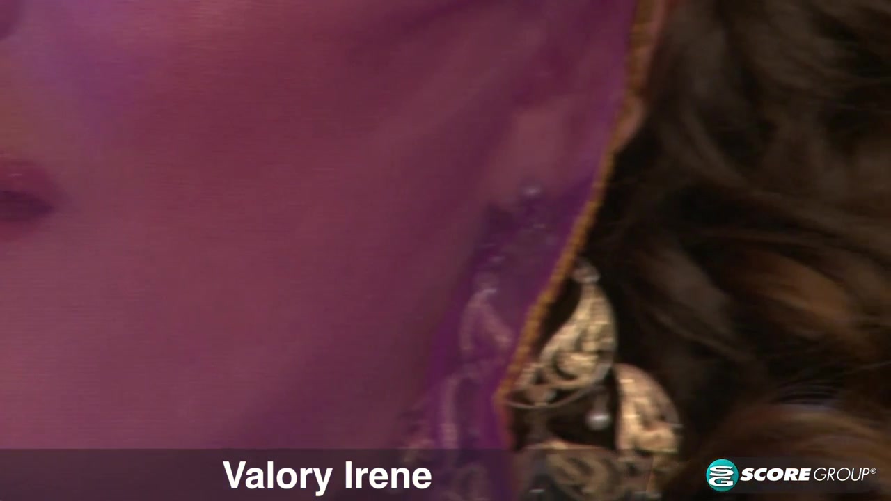 Belly dancing and boob jiggling, Valory-style