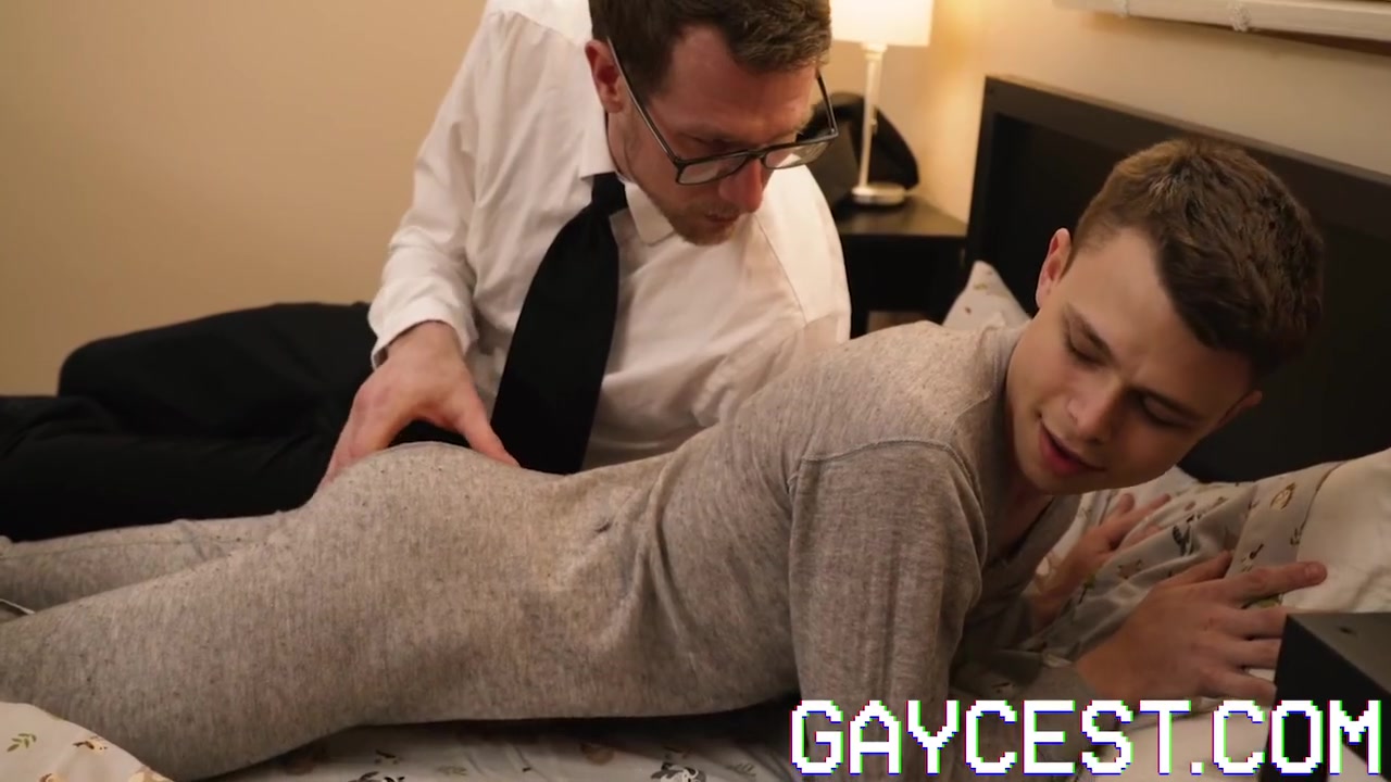 Austin Young - Rides His Stepdad Alex Killians Dick