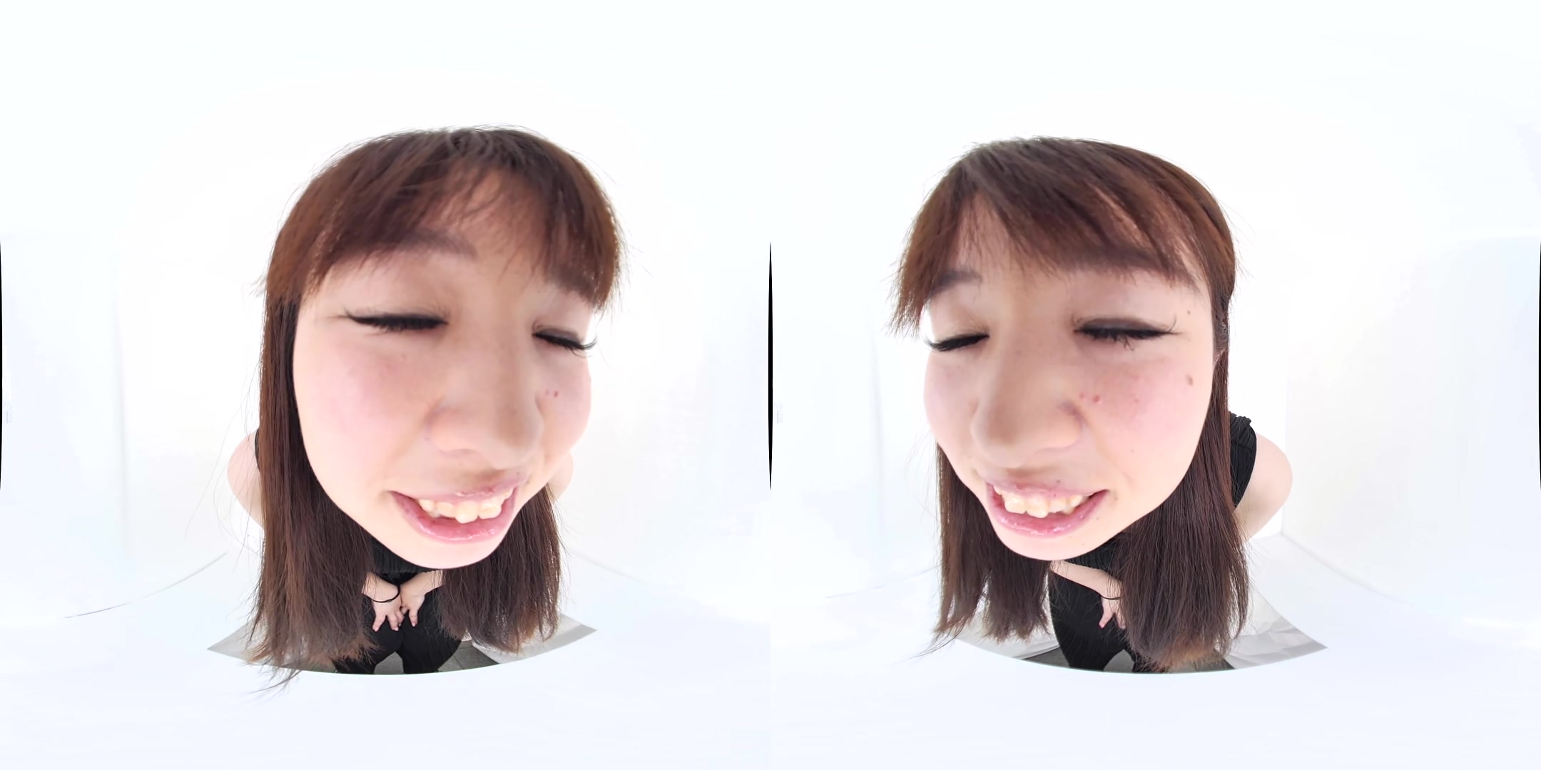 Amateur Kissing VR: Will You Show the Camera How you Kiss? - SodCreate