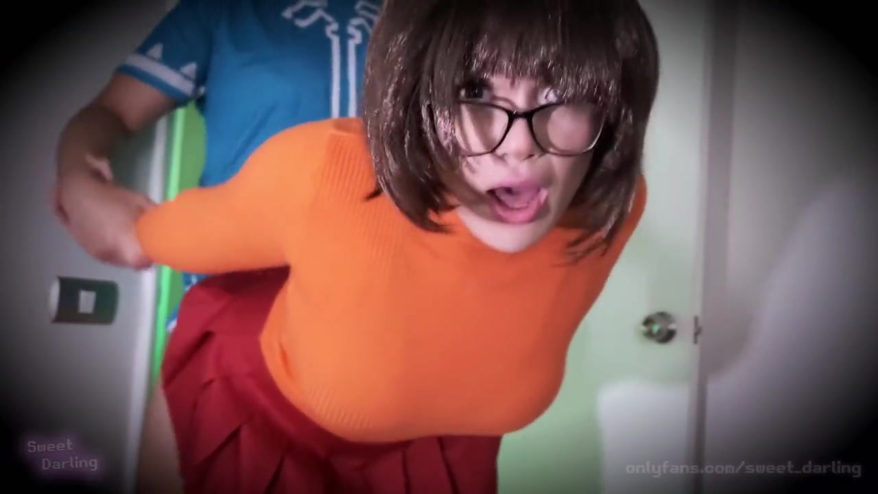 Velma Cosplay Fucked Hard At Halloween - Sweetdarling