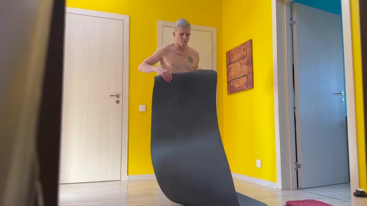 Caught My Twink Doing A Naked Workout And Fucked Him Right On The Floor 422