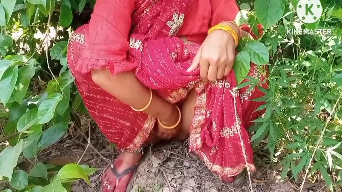 Indian Hot Bhabi Fucking Hard In New Doggy Style With Hinde