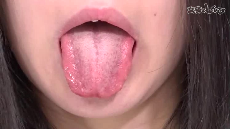 The woman who responds to the directions indifferently deadpan - Fetish Japanese Video