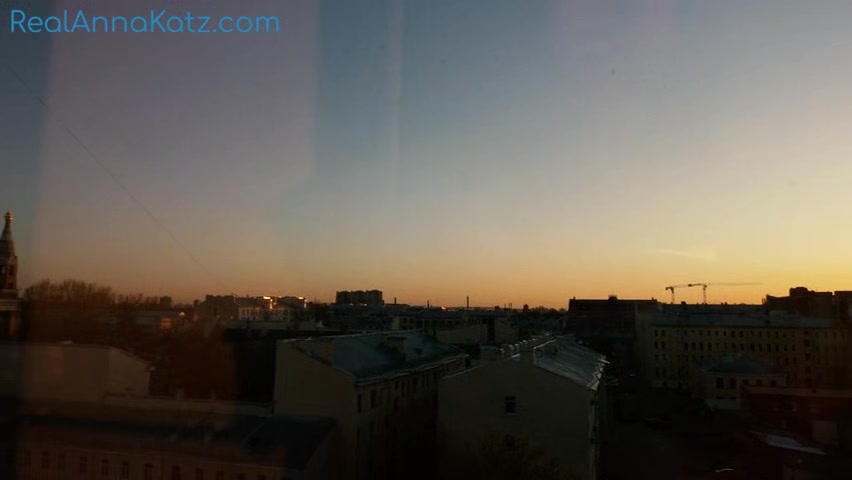 Playing with My Pussy at Sunset - RealAnnaKatz