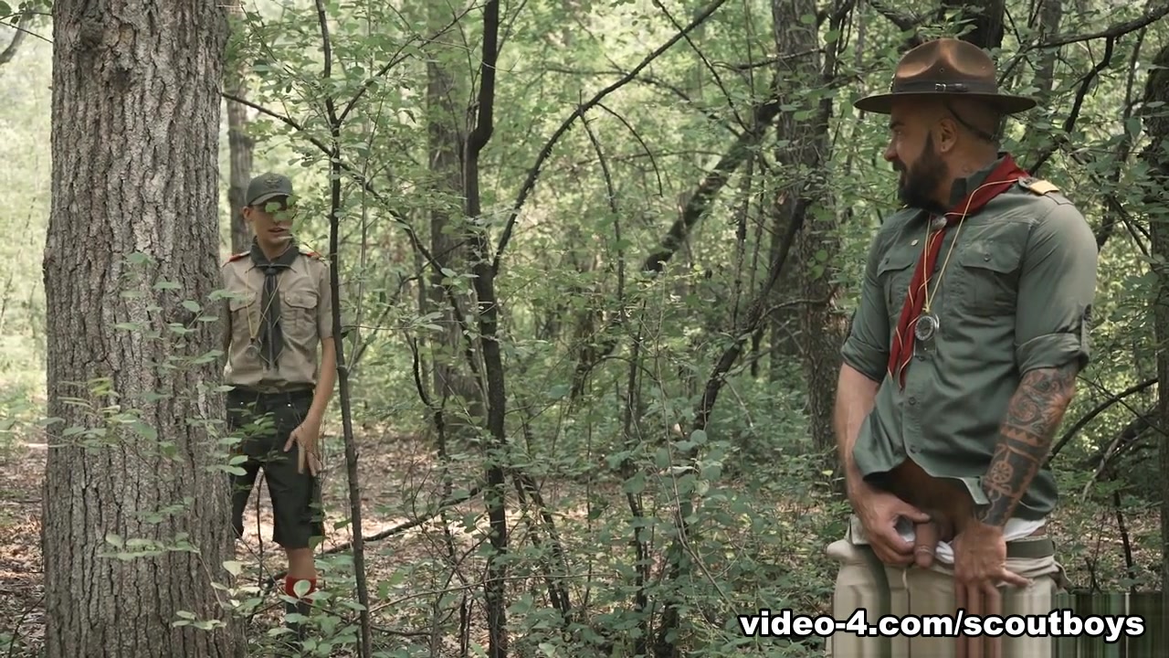 A Walk In The Woods - Scout Jack B - Chapter 1 - Scoutboys - Carnalplus