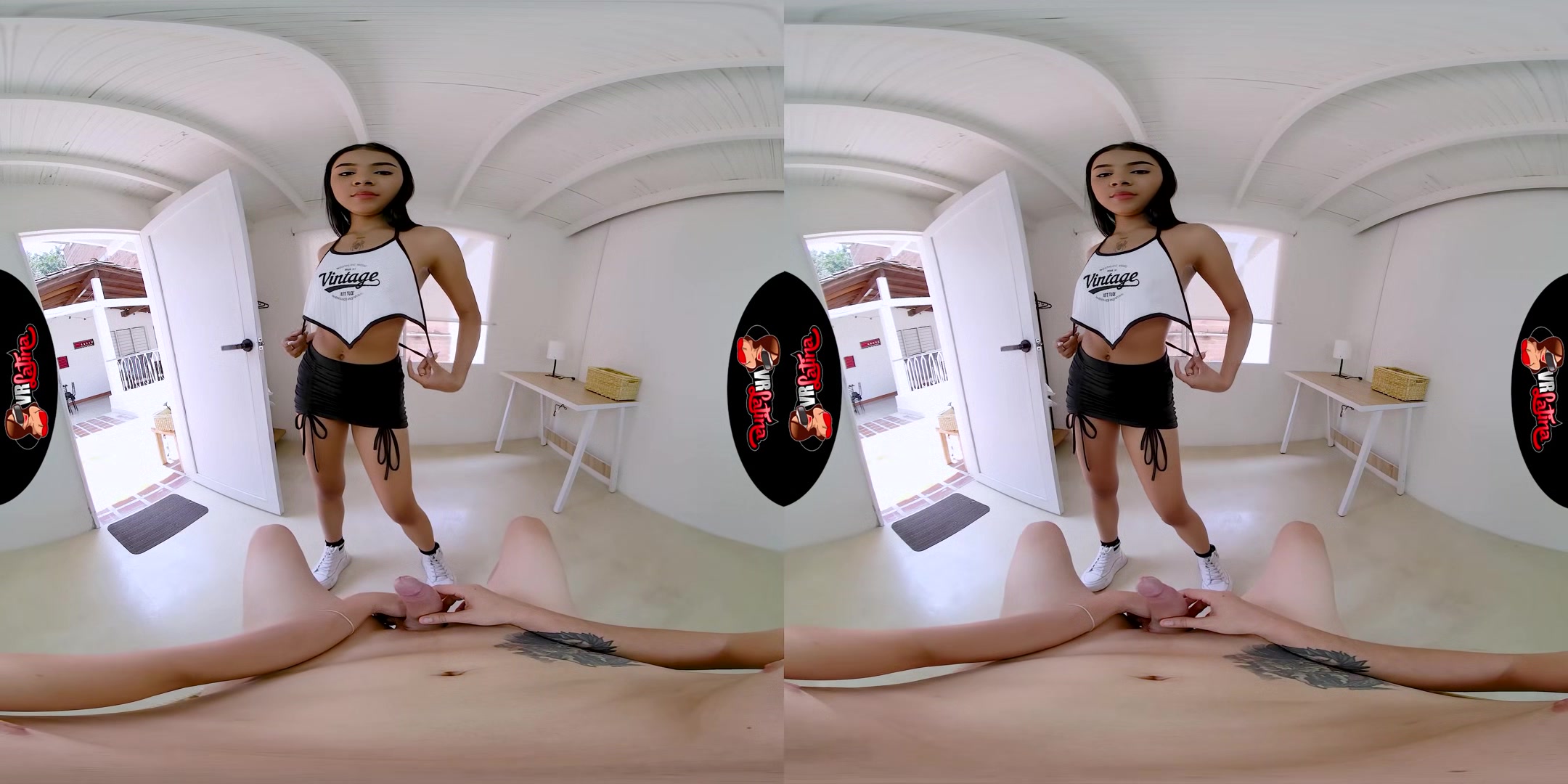 Petite Poisons - Vrlatina - Vr Porn Video