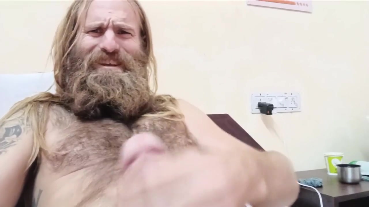 Jerks Big Cock Confesses Gay Kinks Eats Cum