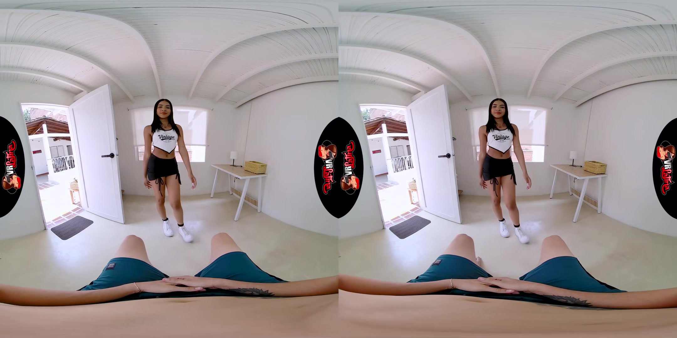Petite Poisons - Vrlatina - Vr Porn Video