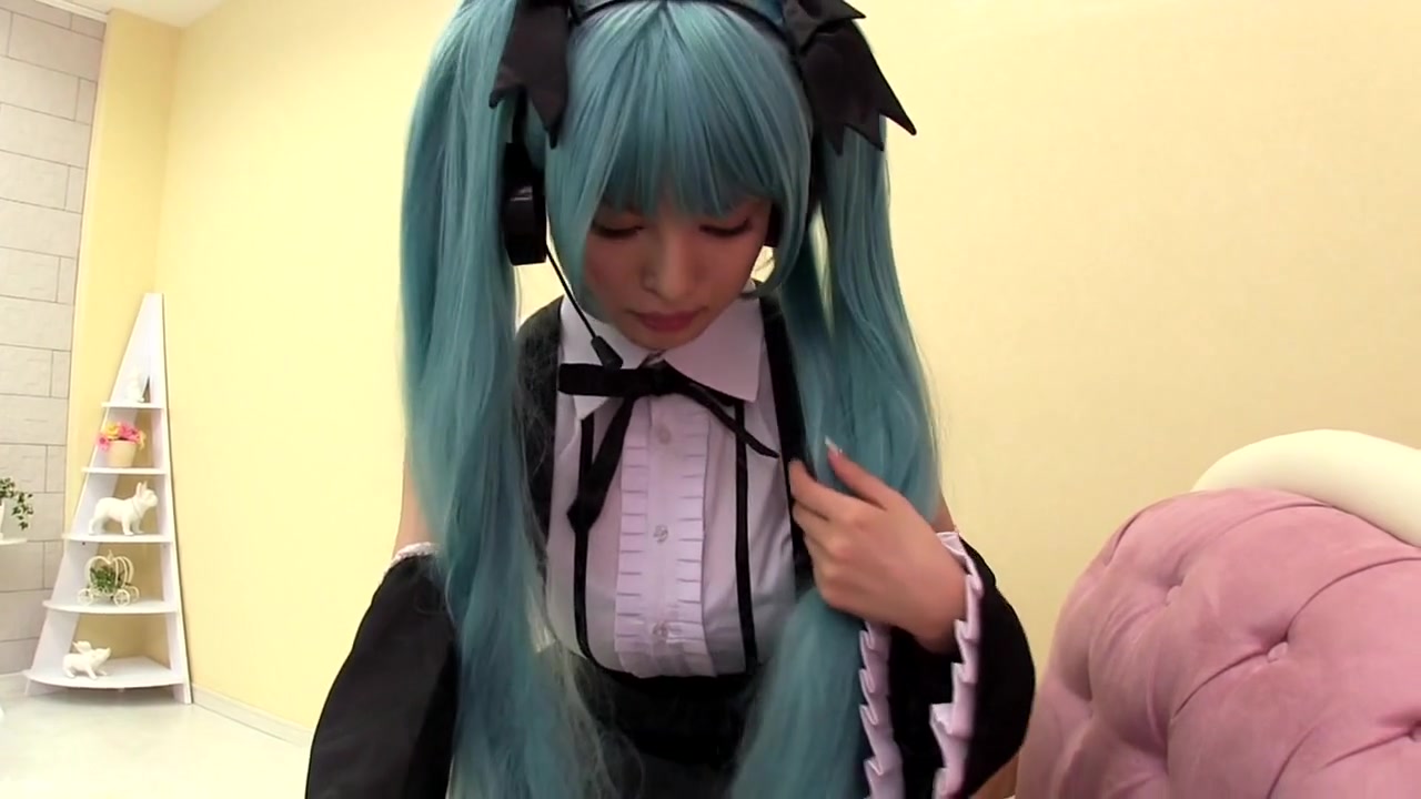 Kiritani Yuria in Kiritani Blows and Swallows a Lucky Guy - CosplayInJapan