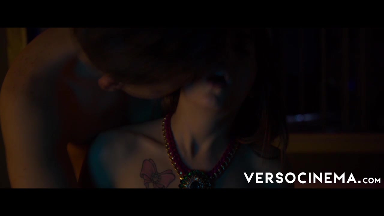 VERSO CINEMA Vampire teen 18+ Fetish