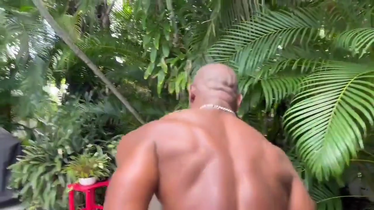 Muscle Bears Orgy