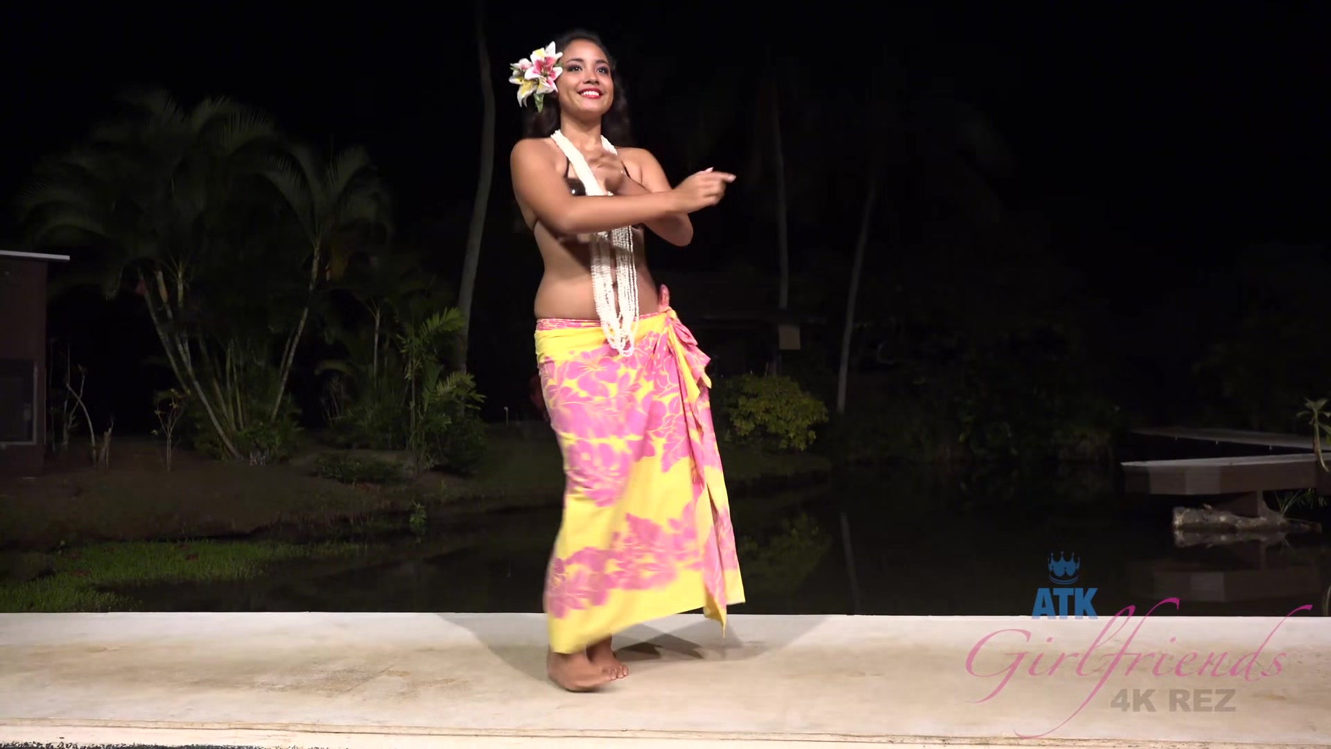 Virtual Vacation Hawaii With Cali Hayes 4/6