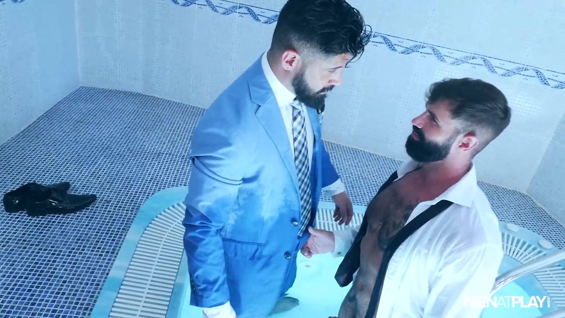 Wet Groomsman - MENatPLAY