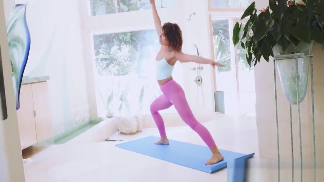 Adriana Chechik Anal and Squirting After Yoga