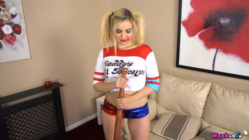 Dolly - Harley Quinn:Pt2 - Sexy Videos - WankitNow
