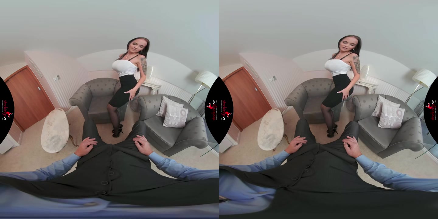 Working Girl In Stockings - StockingsVR