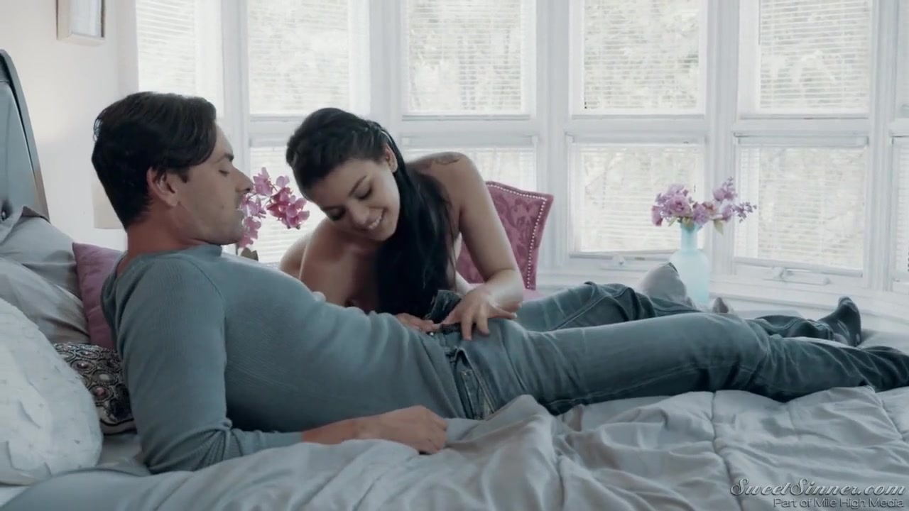 Gina Valentina And Ryan Driller In Babysitter13 - Ginas New Vibrator Gina