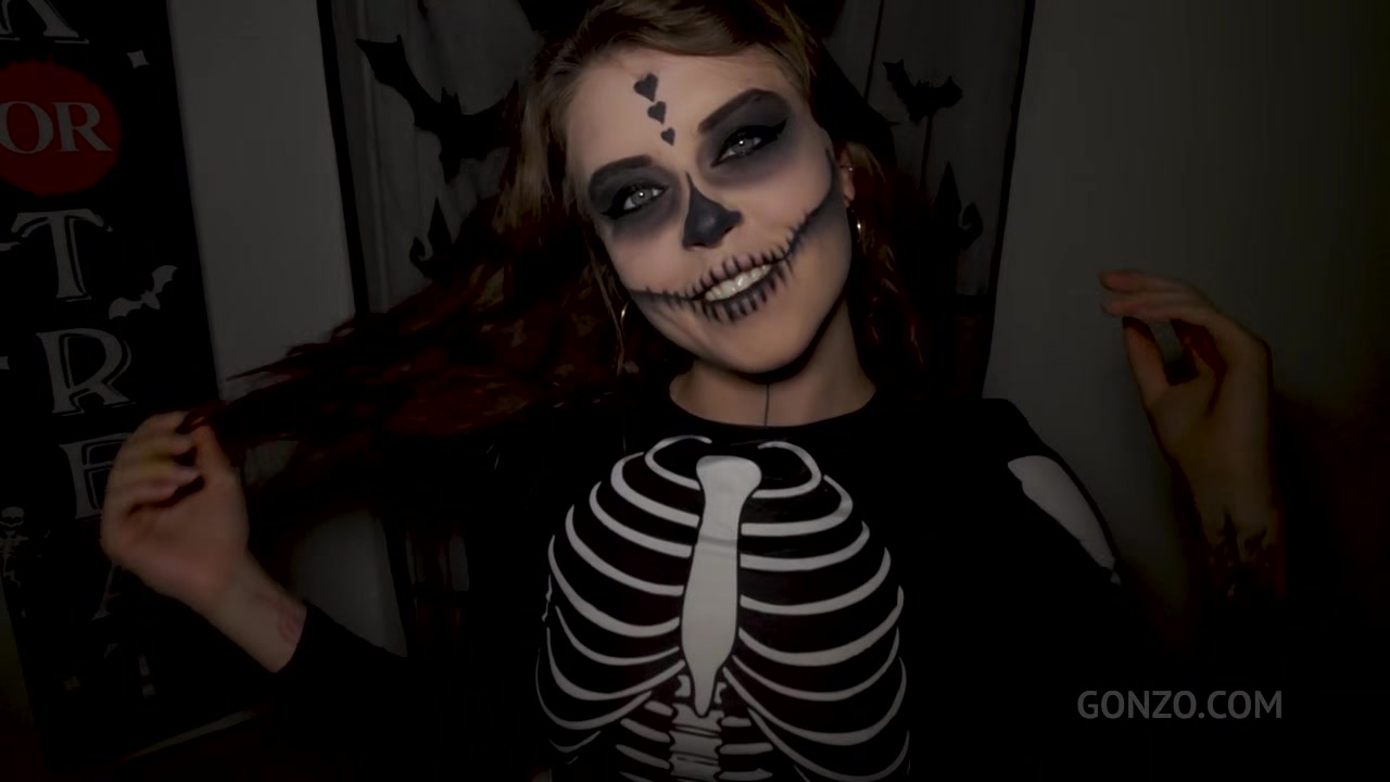 Happy Halloween from Eden Ivy with balls deep 5on1 DP and Piss