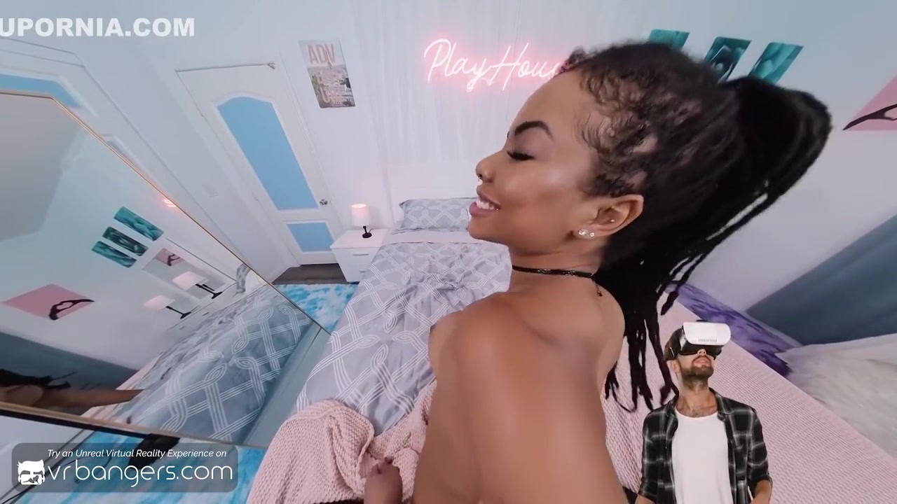 Hot Date With Ebony Goddess With Kira Noir