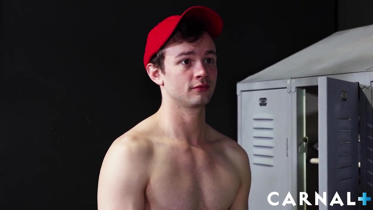 Logan Cross And Killian Knox - Is Dominated And Fucked By Hot Athlete