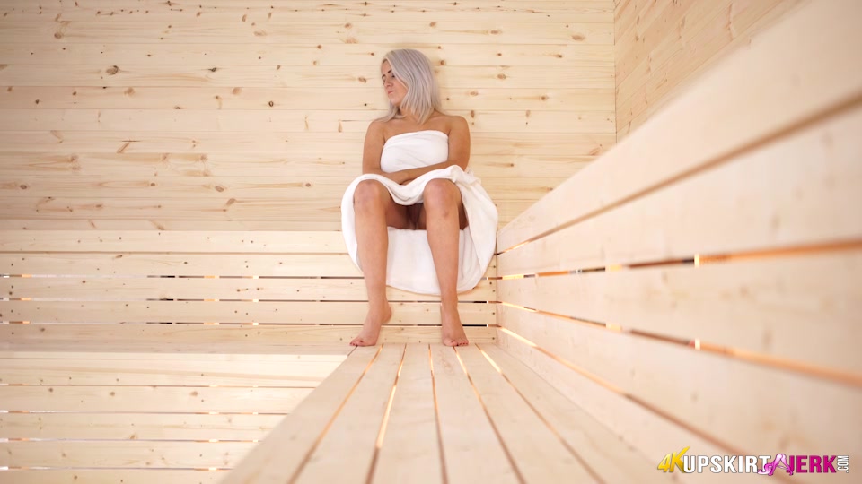 Lu Elissa "Sauna " - UpskirtJerk