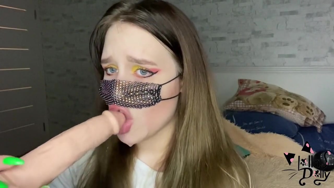 Lolla Dolly - Sweet Bitch Swallows A Huge Dildo