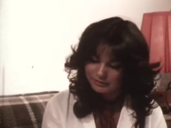 Juliet Anderson, Lisa De Leeuw, Little Oral Annie in vintage fuck scene