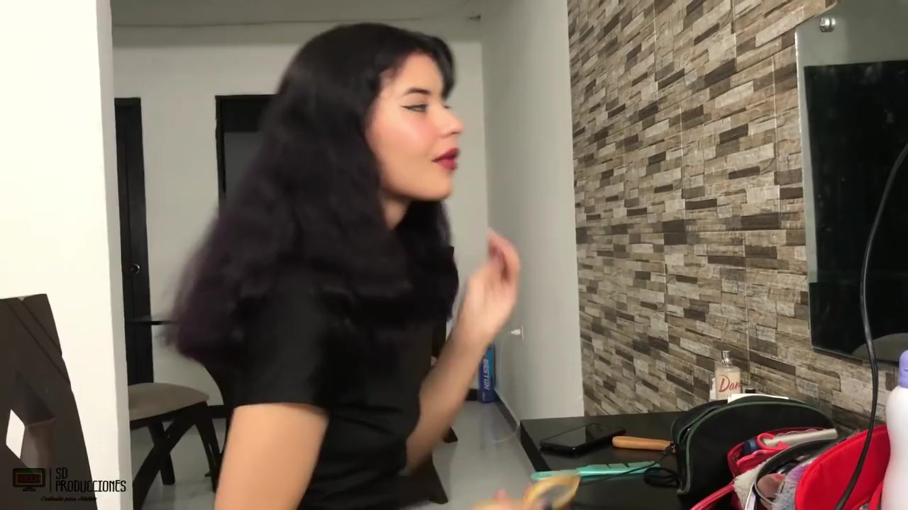 Llego A Un Acuerdo Con Mi Hermanastro Y Le Doy Una Gran Mamada-cum Boca- Parte 1 - Porno En Espanol