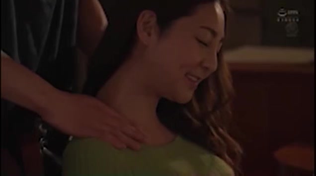 02376,A woman panting in full lewdness