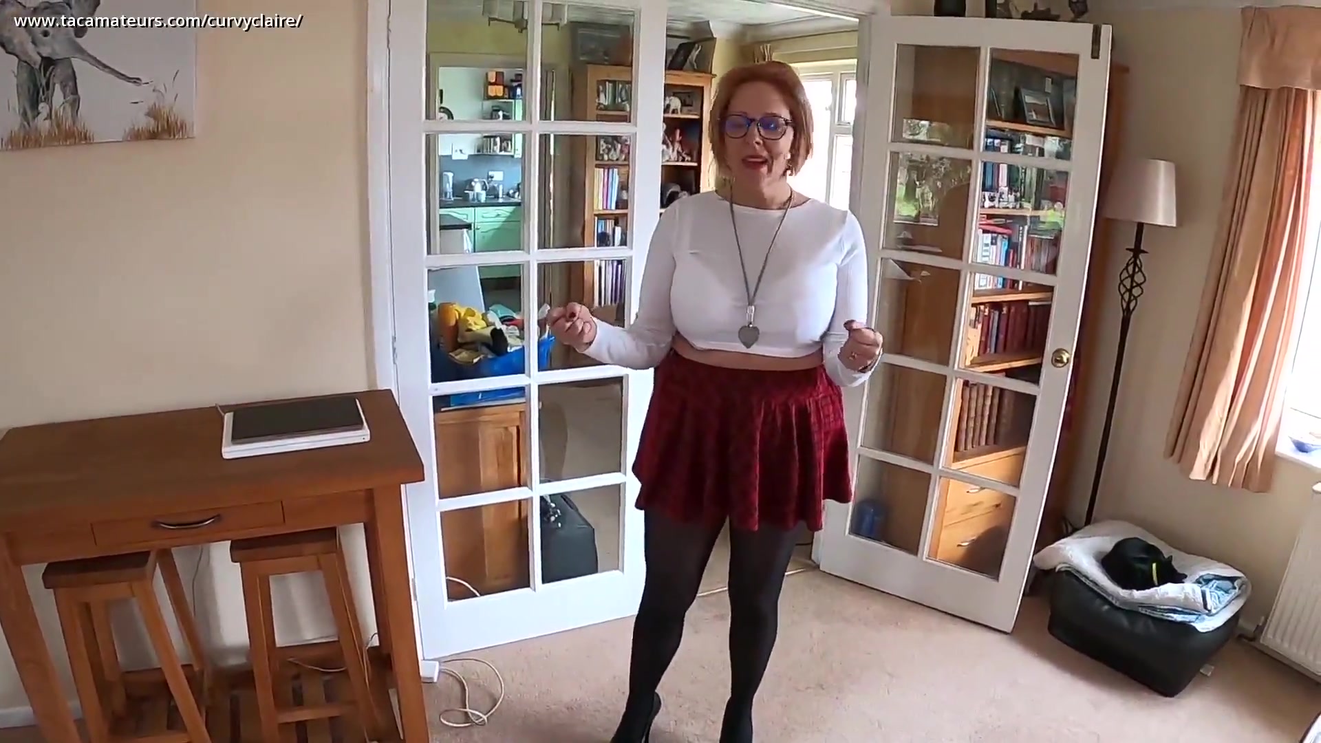 Shopping Horn Pt1 - CurvyClaire