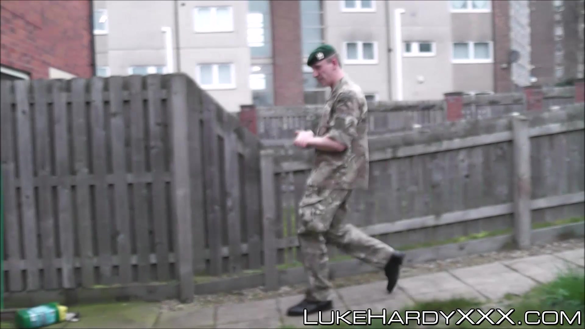Two horny babes taste a soldiers cock