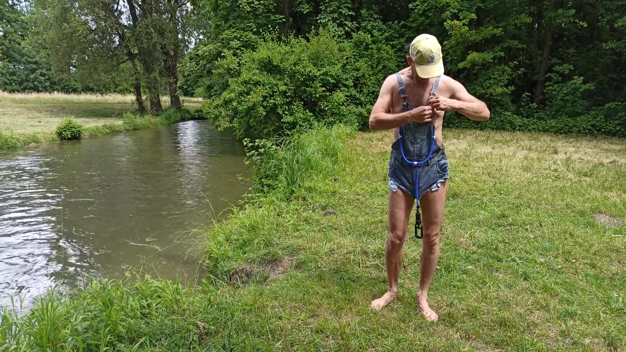 Pee Public In The Park