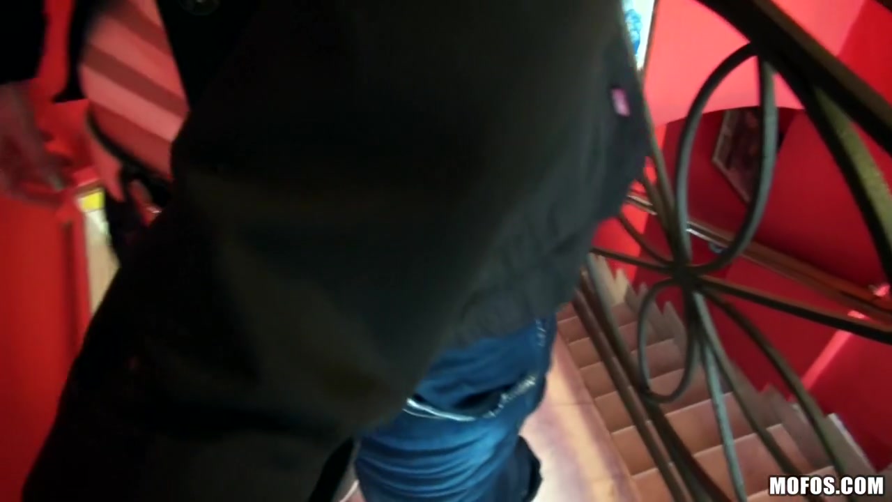 Kelly Sun - Smooth Talking at the Sex Museum