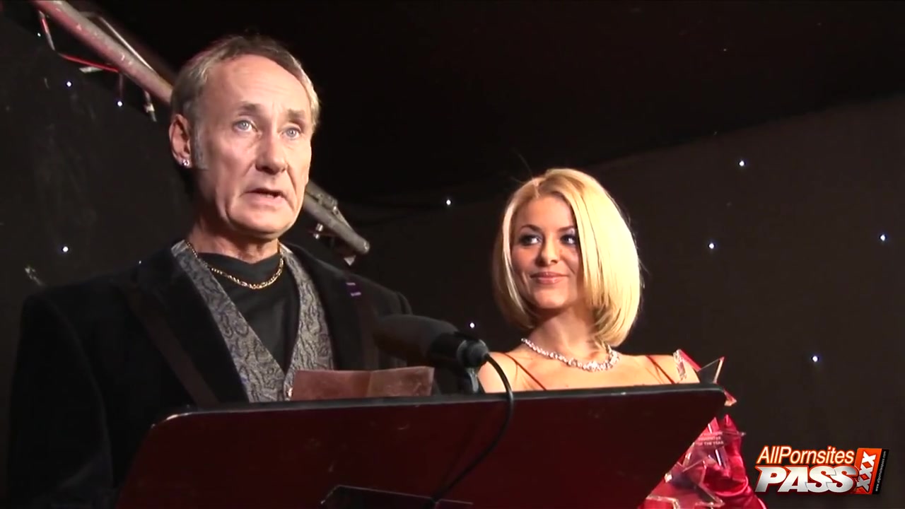 4k Pornstar Awards Ends With Stripping And Blowjobs