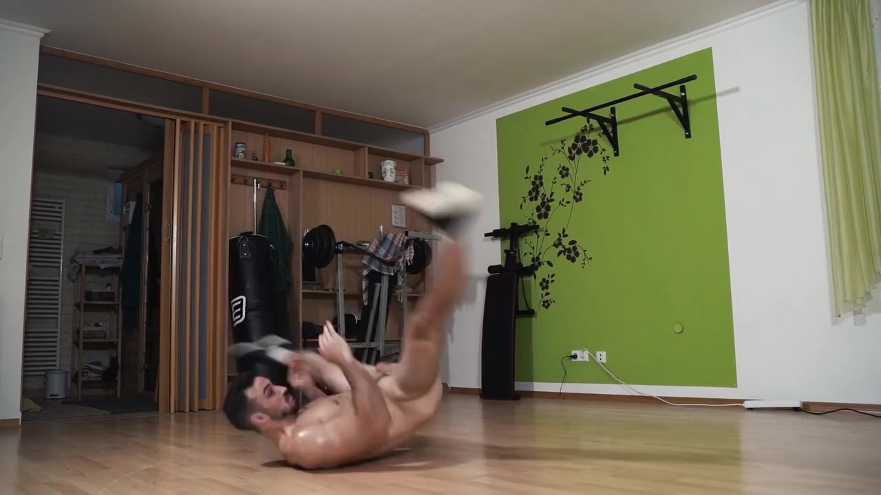 Hot Fit Guy Is Doing Naked Breakdance With A Boner And Cums All Over Himaself In Split Position