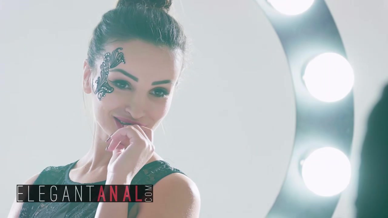 BABES - Elegant Anal - Alyssia Kent Dean Van Damme - Full Spread